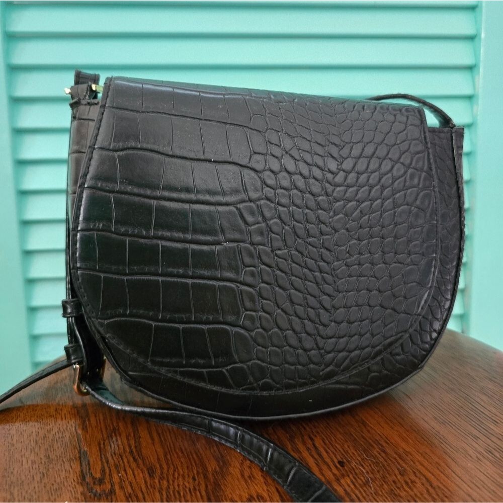 a new day Black Faux Leather Snakeskin Design Purse w Adjustable Strap